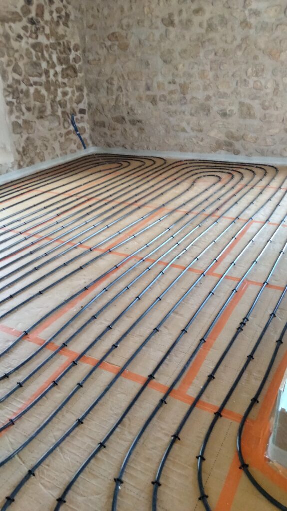 L'Installation du Plancher chauffant à Saint-Laurent-de-Cerdans