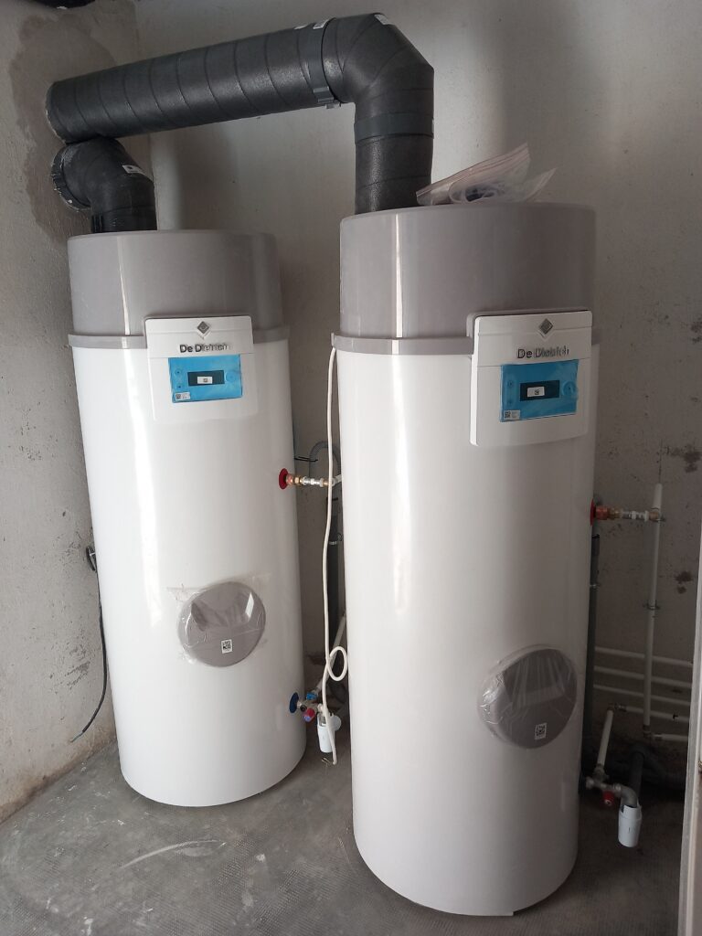 Installation de 2 chauffe-eau thermodynamiques à Maureillas-las-Illas