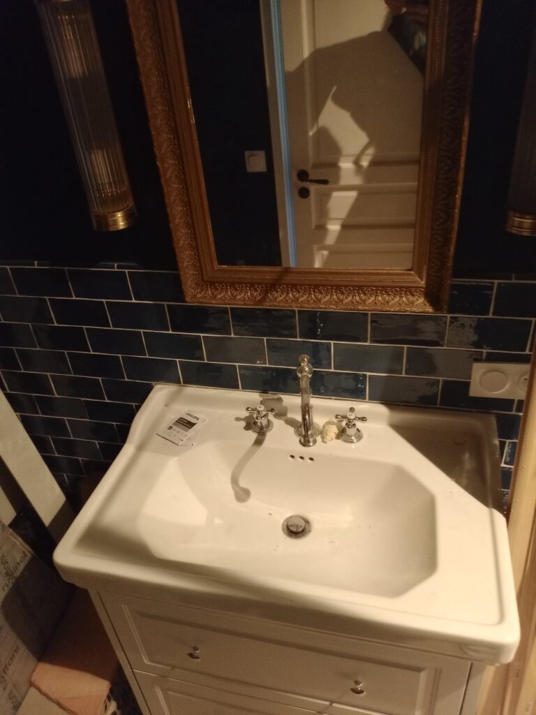 Rénovation de salles de bains dans un mas à Saint-Laurent de Cerdans