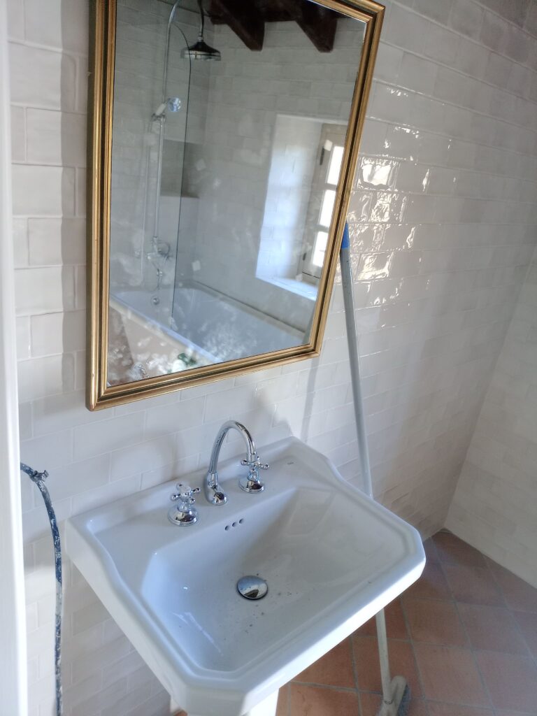 Rénovation de salles de bains dans un mas à Saint-Laurent de Cerdans