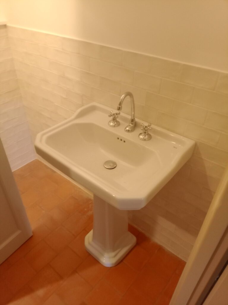 Rénovation de salles de bains dans un mas à Saint-Laurent de Cerdans